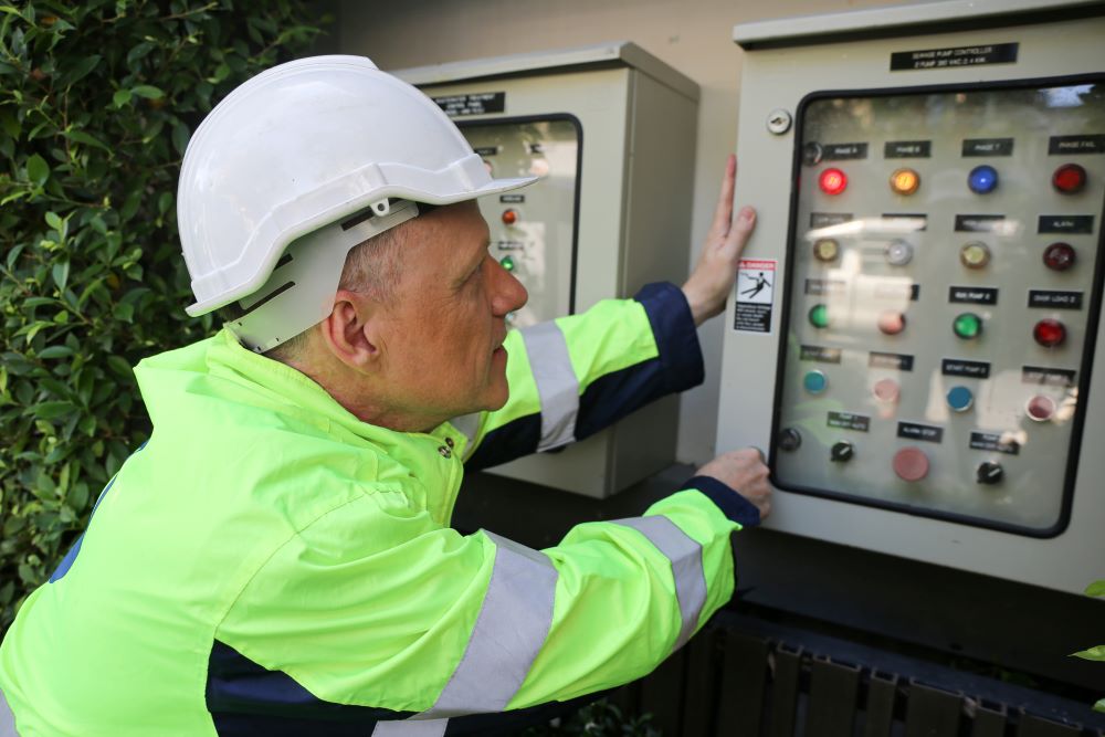 Technicians maintenance of Generator